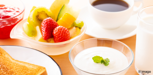 駅徒歩1分だからゆっくり朝食がとれる